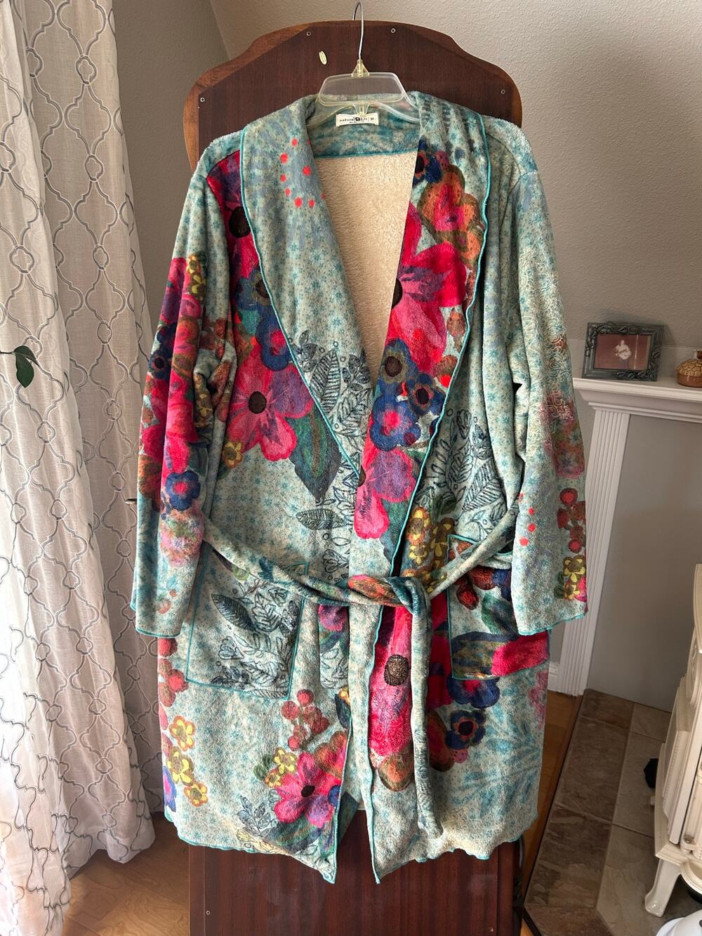Natural Life Cozy Blanket Robe size medium multicolored floral print